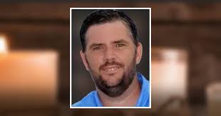 Warren Whittington's Instagram, Twitter & Facebook