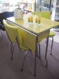 I kind of dig the unusual this table is a kitchen master by the douglas corporation and features a red formica top and chrome base. 220 Vintage Kitchen Tables Ideas Vintage Kitchen Dinette Sets Retro Kitchen