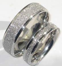 Mens Gold Wedding Bands With Diamonds What S The Name Of This Style Of Diamonds Mens Wedding Rings Wedding Rings Unique Diamond Wedding Bands