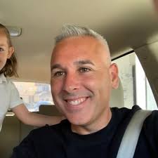 Richi Gisbert (@richi_gisbert)