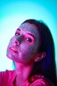 Vicky Cai's Instagram, Twitter & Facebook