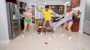 2 MILFs and a Tearaway Threesome Miss Raquel Melony Melons Brazzers