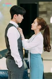 5.zhang zhehan and ju jingyi have been nice couples on the internet. M I N N A On Twitter July Legendofyunxi Ju Jing Yi Zhang Zhe Han We Love Cold Hearted Guys Who Gets Unusually Soft With Their Woman Ending