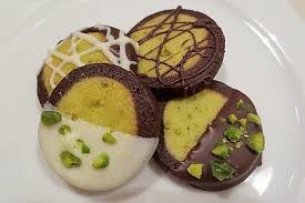 Schoko Pistazien Taler Von Chiara Chefkoch Rezept Pistazien Rezept Kekse Brot Backen Rezept Einfach