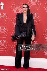 60 Sonya Holmes Stock Photos, High-Res Pictures, and Images