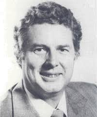 Mr Peter Macquarie TOMS (1933