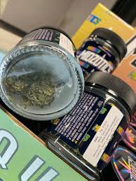If you're looking for the best weed wallpaper desktop then wallpapertag is the place to be. Midzotics Hashtag On Twitter