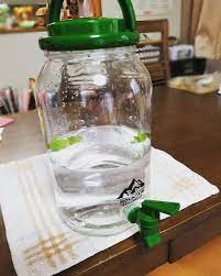 ダイソーのウォーターサーバーがクオリティ高すぎると話題 冷蔵庫や食卓に置いておくだけでなく スポーツ キャンプ 災害時にも役に立つ優秀アイテム ウォーターサーバー フレーバーウォーター ダイソー