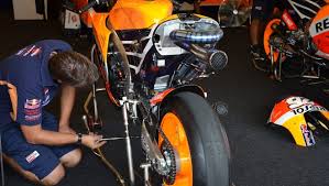 Gaet aramco, tim balap valentino rossi bakal ngegas di motogp 2022. Why These Motogp Bikes Cost 2 Million