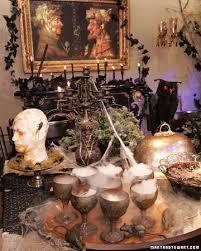 A Tempting Halloween Table Martha Stewart Halloween Decorations Halloween Tablescape Halloween Decorations Indoor