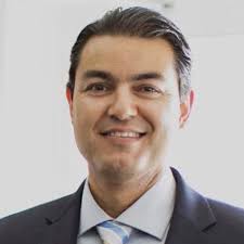 Oswaldo Rosales's Instagram, Twitter & Facebook