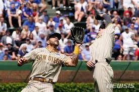 김하성(25·키움)과 나성범(31·nc)이 2021시즌을 앞두고 나란히 mlb(미 프로야구) 포스팅(비공개 경쟁 입찰)을 신청하며 미국 무대에 도전장을 던졌다. ê¹€í•˜ì„± ìˆ˜ë¹„ ì¤' ë™ë£Œì™€ ì¶©ëŒë¡œ êµì²´ ë„¤ì´íŠ¸ ë‰´ìŠ¤