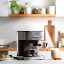 We're ranking espresso makers for budget, and this one is definitely not really intended as a budget model. Vonshef Professional Espresso Coffee Maker Machine 15 Bar Digital Barista Latte 5056115725746 Ebay