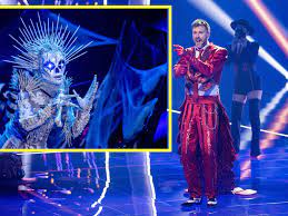 (cnn) the latest celebrity to be revealed on the masked singer is paul anka, who was hiding under a big head of broccoli. The Masked Singer Sarah Lombardi Als Skelett Enttarnt Ex Teilnehmer Verplappert Sich Mannheim