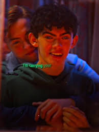 Charlie wearing Nick's hoodies is so cute <3 #heartstopper #nickandcharlie  #season2 #paristrip #cuteedit #love #ship #aftereffects #canonship #family  #aliceolsman #foryoup #virall