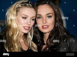 Tamara bridge hi-res stock photography and images