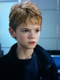 Pin By Kiara Llerena On Maze Runner 3 Thomas Sangster Thomas Brodie Sangster Thomas Brodie