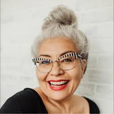 Angie Rinehart's Instagram, Twitter & Facebook