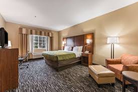 Quality inn & suites, a glen rose, texas hotel near dinosaur valley state park and a short walk to the glen. Quality Inn Suites Hendersonville Flat Rock In Asheville Hotel Rates Reviews On Orbitz