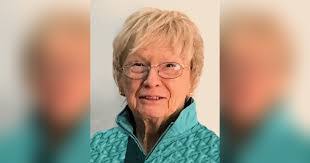 Jill Lundgren's Instagram, Twitter & Facebook