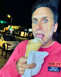 June dump. So much beautiful life happening. So blessed to be sober and  present for it all. #bestlife #besties #bosslife #newborns #unclewes  #CEOlife #desert #joshuatree #lagunabeach #landroverdefender #29palms  #livingthedream #soberlife