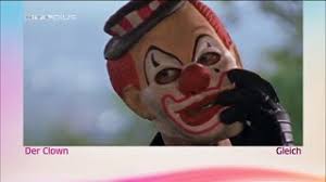 Der clown ist eine deutsche fernsehproduktion des senders rtl. Rtlplus Trailer Der Clown Youtube