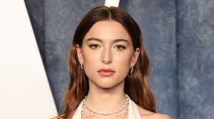 Meet Steve Jobs' youngest daughter Eve, who's marrying a British Olympian