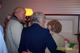 Is called eileen (real name ailing) gu, 17, was born in the valley, san francisco, american father, chinese mother. Eileen Gu Dad My Grandson Receives His First Sacrament Born A Dragon Eileen Gu 5 Dniv Tomu