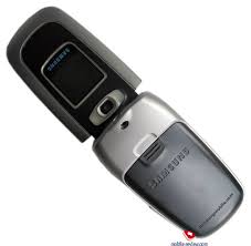 Samsung D730