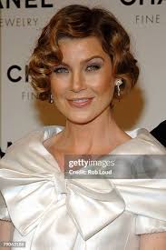 172 photos et images haute résolution de Ellen Curley