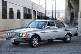 Pin By Victor Del Rio On Classic Benz Mercedes Benz Classic Mercedes W123 Mercedes Benz