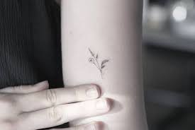 Miniature Flower Tattoos By Lindsay April Tiny Tattoos Subtle Tattoos Flower Wrist Tattoos