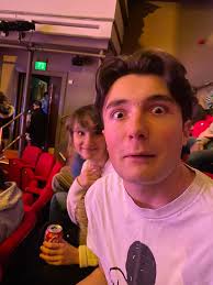 Sharn Hutton (@sharnious) • Instagram photos and videos