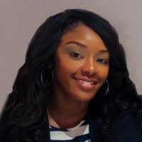 Lana Wilson's Instagram, Twitter & Facebook