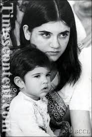 She is from the bjp and a member of parliament from pilibhit, up. Maneka Gandhi News Photo Maneka Gandhi With Son Varun G