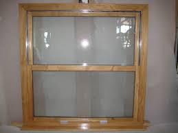 Fenetre A Guillotine En Bois Alu Ou Bois Alu Fenetre A Guillotine Fenetre Fenetres Guillotine