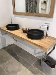 plank tbv waskom toilet beneden houten planken badkamer marmeren badkamer