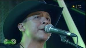 ENTREVISTA CON EDGAR LUJAN GRUPO COSTUMBRE EN QUE PASA CON HUGO GARZA