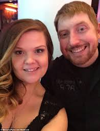 Obese binge eater reveals how she lost 210lbs AND husband after he 'became  jealous'