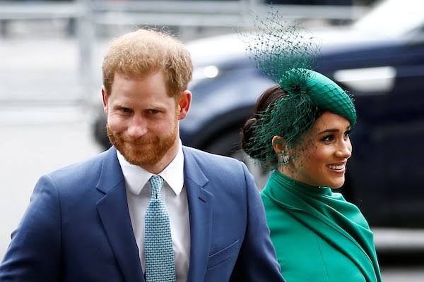A new chapter: Prince Harry, Meghan officially make transition from senior  members of the Royal Family - The Globe and Mail