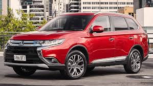 Mitsubishi Outlander Aspire Phev Hybrid Review Best Cars Australia Mitsubishi Outlander Hybrid Car Outlander