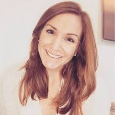 Took me a while to settle back into home and announce the news myself (even  though cat's out of the bag already). But I am so happy to announce that I  was