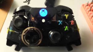 The xbox one modded controller review clearly mentions blue out 5000+ modded controller for microsoft xbox one as one of the best mod controllers to look out for. Xbox One Controller Modded With Blue Led Xboxexpert Youtube