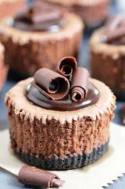 Chocolate Mini Cheesecake With Oreo Crust This Creamy Rich Cheesecake With Full Chocol Mini Cheesecake Recipes Oreo Crust Cheesecake Mini Chocolate Cheesecake