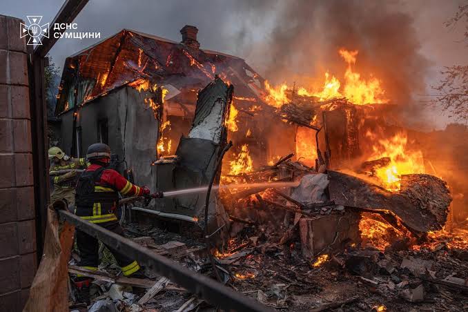 Russian drone strike on a passenger bus in Ukraine kills 5 people and wounds at least 7 others | FOX 2