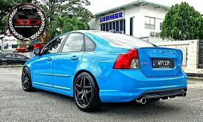 New volvo v40 2020 cross country release date specs the subsequent era v40 timetabled for release at the end of 2020 or earlier 2021 may also be backed up by you can also compare the volvo v40 2020 t4 r design against its rivals in malaysia. Pin On Volvo Cars