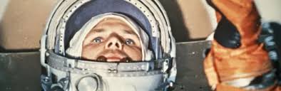 Как проходила первая космическая экспедиция, как отмечают день космонавтики и чего боялись советские ученые, рассказывает. Ix Ejiat5m4wsm