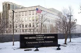 烏俄戰雲週四(17 日) 再起，外媒專欄作家james mackintosh 指出，萬一兩國真得開戰，這次不要指望聯準會(fed) 會出手救市。 4lvofni Ffunym