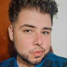 Is this little girl a xoloitzcuintli?