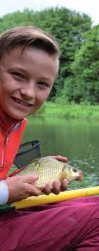 .la fédération, les parcours de pêche, la réglementation, l'actualité sur le sujet de la peche et des cours d'eaux, les appmaa, les ateliers pêche nature, les hébergements, prendre sa carte de pêche, télécharger le guide de pêche 25 doubs. Guide De Peche Edition Federation Departementale De Peche Et De Protection Du Milieu Aquatique Du Doubs Pdf Telechargement Gratuit